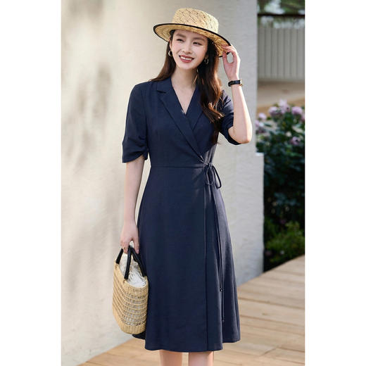 米思阳2026春新款通勤优雅修身连衣裙西装领系带收腰a字裙1018 商品图8
