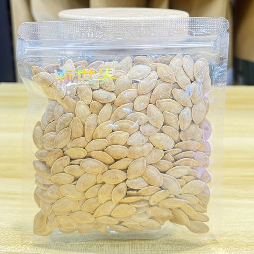 话梅味南瓜子（100克） 商品图0