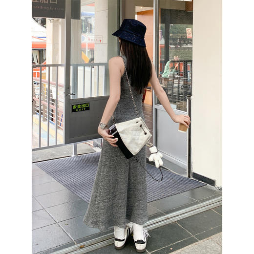 <曾小咸推荐>3.14现货秒杀 ！微信超特价！韩系u领针织背心连衣裙 日常159.99 立减80 秒杀79.99！！ 商品图4