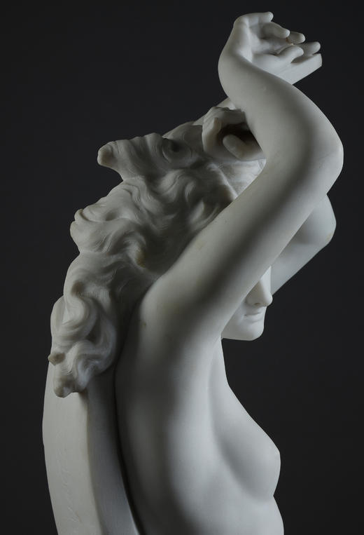 独角鹿西洋古董19世纪法国雕塑家Séraphin Denécheau签名创作出品大理石雕塑作品《狄安娜斜倚新月之上》 商品图9