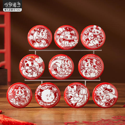 《非人哉官方店》有兽焉窗花系列马口铁徽章盲盒镭射银UV新年吧唧胸针 商品图0