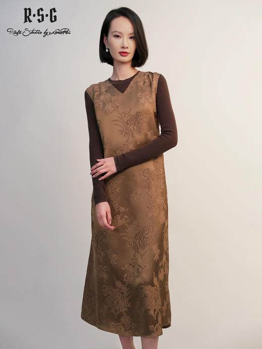 郭培成衣RSG「棕调暗纹」无袖长款连衣裙 商品图2