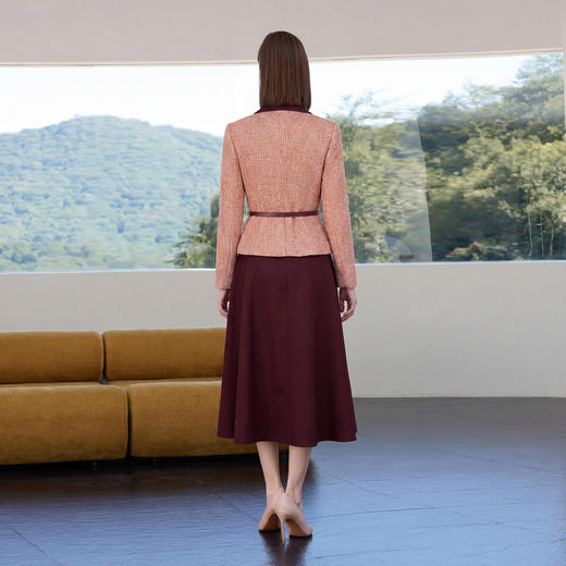 IWY/小香风粗花呢西装套裙女春季高级感通勤职业装气质收腰两件套正装CS2577 商品图4