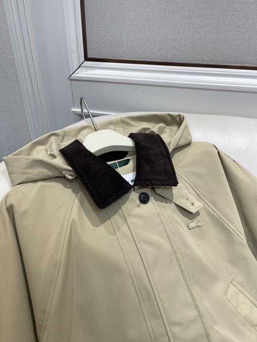 点此购买 鳄鱼春秋季女士小标撞色翻领风衣外套 bk 342014 商品图10