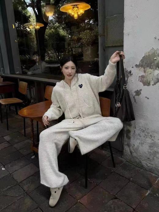 F031205温柔松弛宽松日常高腰垂顺休闲居家慵懒随性针织连帽套装 商品图9