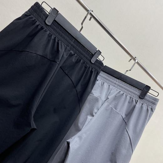 点此购买 迪桑特春秋季女士户外运动健身跑步梭织速干长裤 yh 341986 商品图12