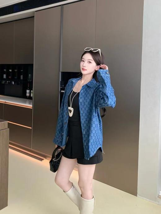 F031254新款满印双G字母单排扣情侣款洗水牛仔衬衫上衣外套 商品图8