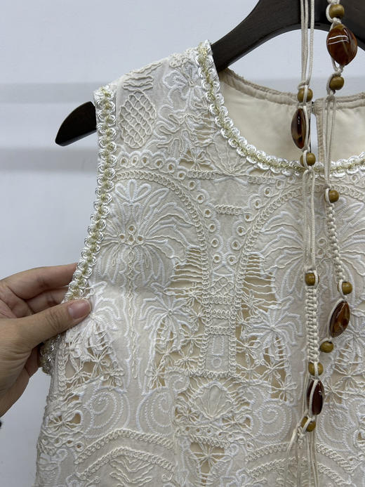 原单新款镂空钩花雷丝设计感连衣裙 商品图10