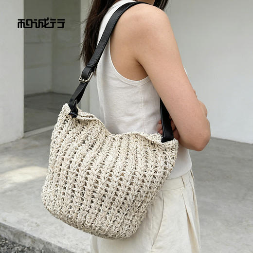 和诚行2026春季新款编织包镂空菜篮子水桶包托特包大容量百搭腋下包单肩包4420198 商品图2