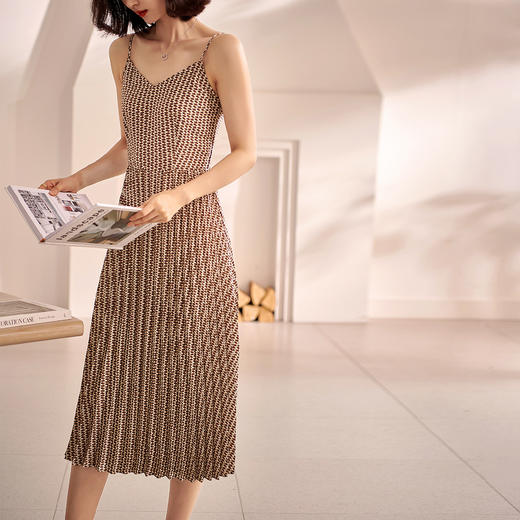 剩M 连衣裙1M21AL0435 商品图3