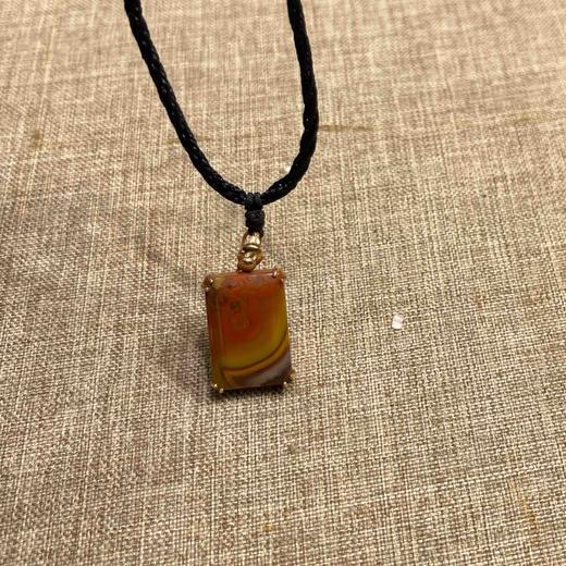 920元/个战国红吊坠 商品图1