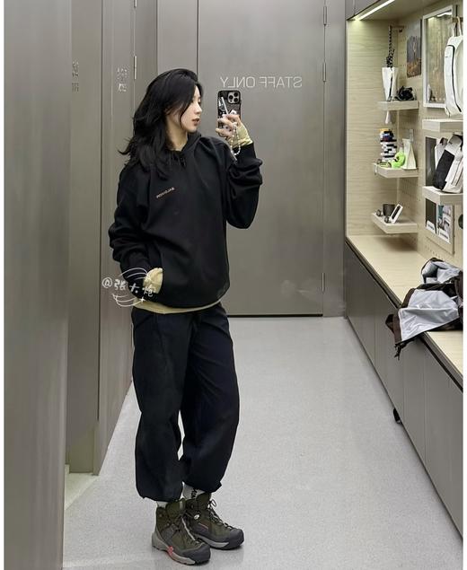 男女同款！春款毛圈！萨洛x蒙复古潮流休闲连帽套头卫衣    环速卫衣 商品图4