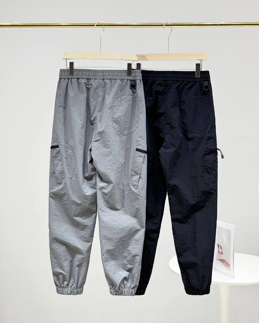 F031213复古冲锋裤轻量抗风显瘦户外日常通勤束脚工装裤 商品图1