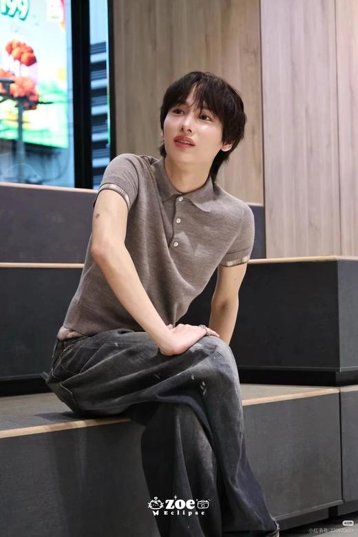 F031210泰兰德同款假两件格纹拼接不规则下摆短袖羊毛针织衫 商品图13