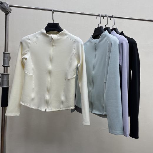 点此购买 迪桑特女士户外运动跑步骑行健身瑜伽薄款针织运动上衣 yh 342122 商品图0