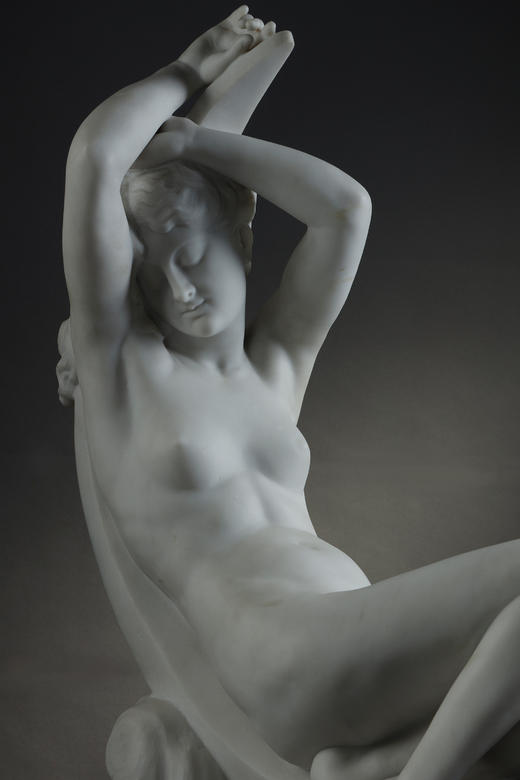 独角鹿西洋古董19世纪法国雕塑家Séraphin Denécheau签名创作出品大理石雕塑作品《狄安娜斜倚新月之上》 商品图6