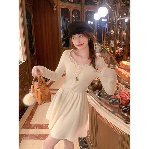 <曾小咸推荐>3.14现货秒杀 ！微信超特价！韩系蕾丝边针织连衣裙 日常179.99 立减80 秒杀99.99！！ 商品图1