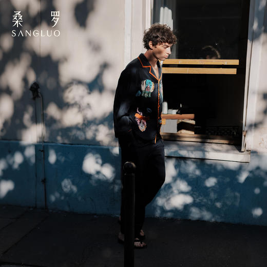 桑罗魔法小狗涂鸦印花藏青色简约男士家居服桑蚕丝 商品图2