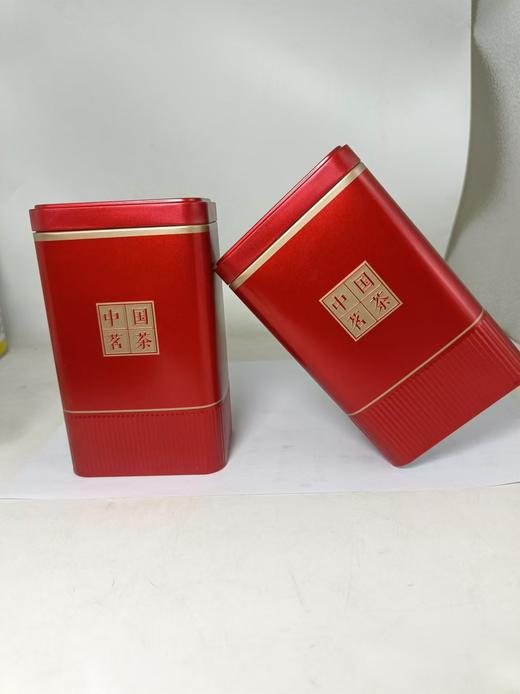 1.5元/个【上礼茗茶二两半铁盒.红色】整箱200个.整箱包邮 商品图0