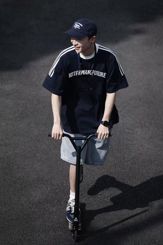 上身自带美式复古感！重磅字母刺绣短袖T恤 情侣款！ 商品图1