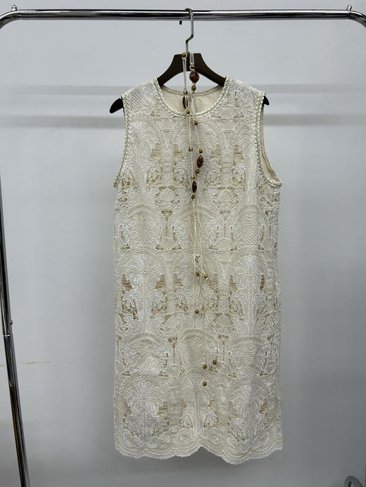 原单新款镂空钩花雷丝设计感连衣裙 商品图8