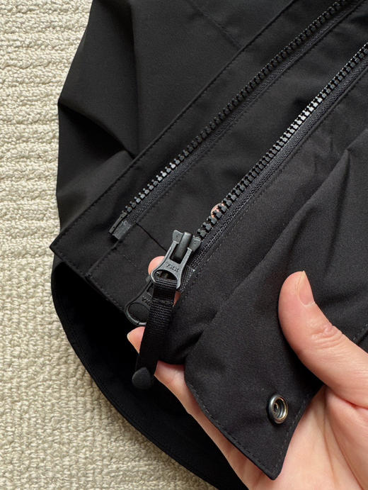 312-10  纯圆正 Gold男士连帽户外冲锋衣 柔软细腻亲肤舒适 老朱176/148穿3码合适 商品图13