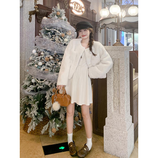 <曾小咸推荐>3.14现货秒杀 ！微信超特价！韩系蕾丝边针织连衣裙 日常179.99 立减80 秒杀99.99！！ 商品图3