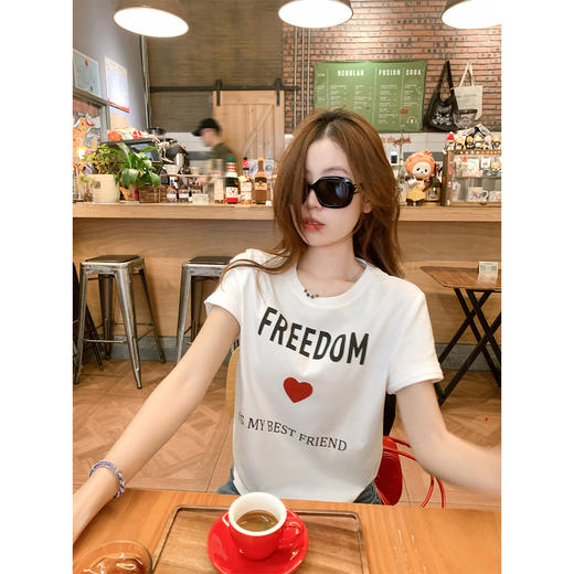 <曾小咸推荐>3.14现货秒杀 ！微信超特价！韩系爱心印花短袖 日常119.99 立减60 秒杀59.99！！ 商品图4