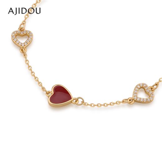 AJIDOU阿吉豆手链女款时尚爱心手串小众设计精致手环红色滴油手饰 商品图3