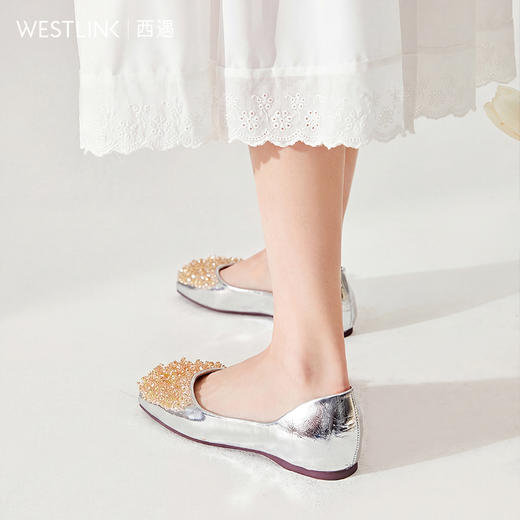 西遇平底单鞋女2026春季新款水钻仙女风气质一脚蹬软底方头小皮鞋V0166277 商品图3