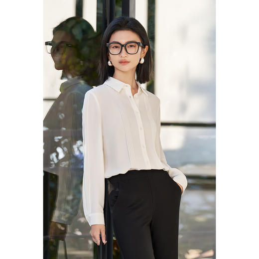 「风琴褶皱」压褶衬衫 前幅立体压褶 百搭不出错气质单品  米思阳2026春季新款时尚轻奢衬衫简约压褶设计感休闲上衣女款5177 商品图0
