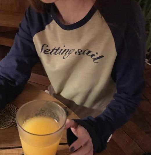 老米优品🎈3-5天！韩代同款！《竹节棉⛵ 航海风字母插肩撞色美式tee》把自由与热爱穿在身上，小宽松版型，舒适自在~ ！T260312A 商品图1