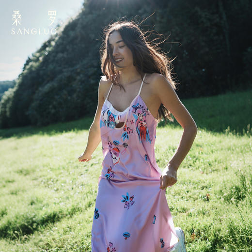 鬼马少女』桑罗魔法小狗撞色吊带裙桑蚕丝俏皮减龄 商品图0