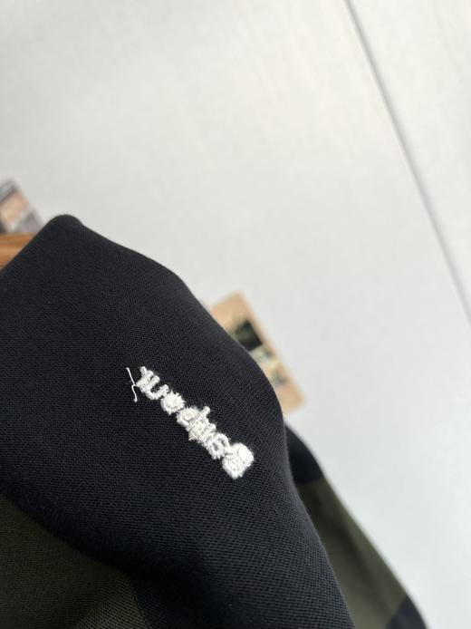 点此购买 Barbour巴博春秋季男士条纹长袖Polo衫 zc 342067 商品图12