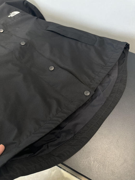 点此购买 北面春秋季女士户外都市防泼水短款梭织冲锋衣夹克外套 ye 342031 商品图11