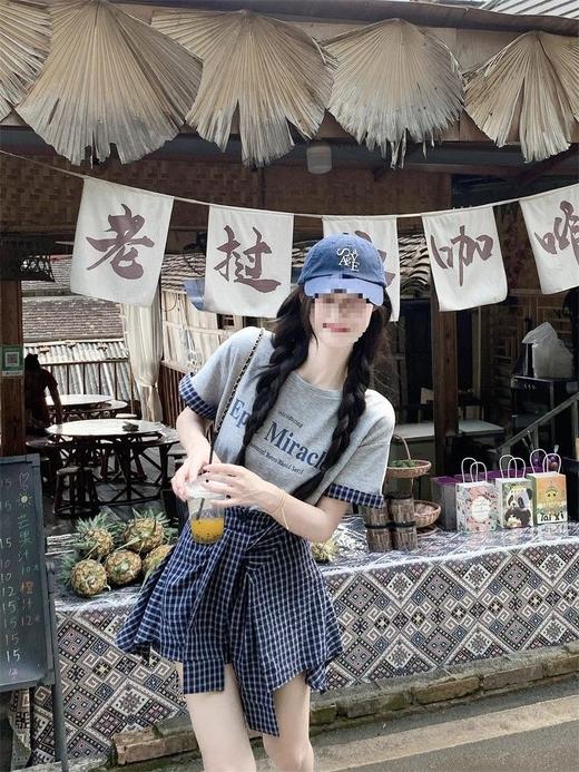 新款 大码套装 复古套装字母印花短袖t恤 女夏季格子不规则半身裙两件套 商品图1