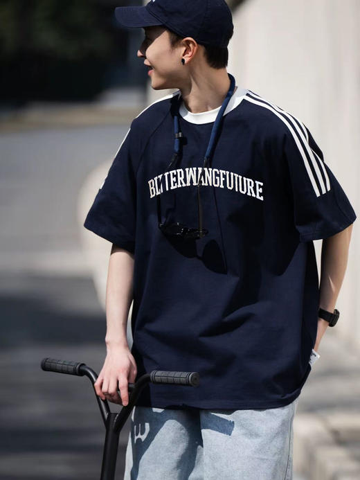 上身自带美式复古感！重磅字母刺绣短袖T恤 情侣款！ 商品图0