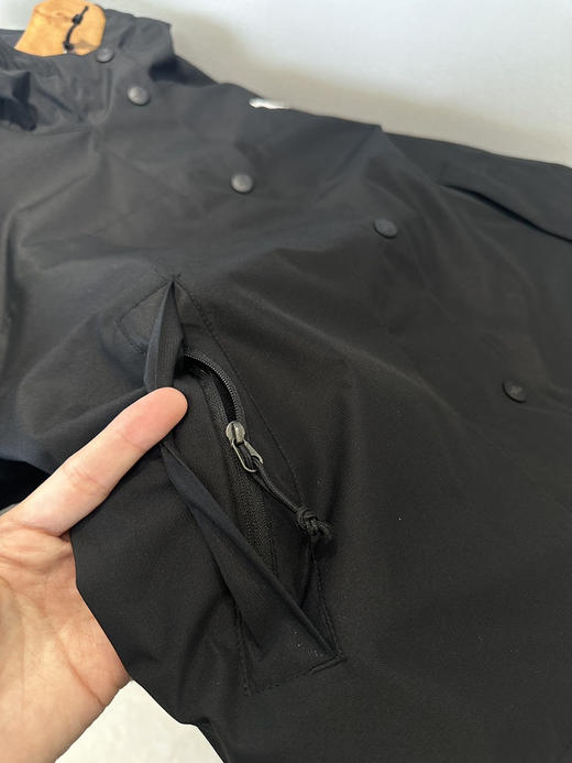 点此购买 北面春秋季女士户外都市防泼水短款梭织冲锋衣夹克外套 ye 342031 商品图10