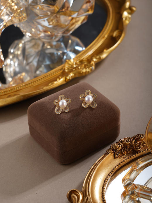 子佩集【花眠梦境】银S925珍珠惜王妃耳钉【E4945】双色五瓣花2602 商品图9