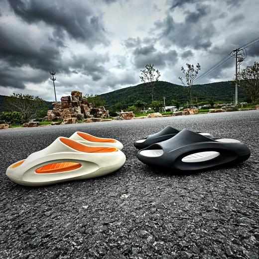 防滑~沙滩~踩屎感软底透气休闲男拖鞋！ 商品图0