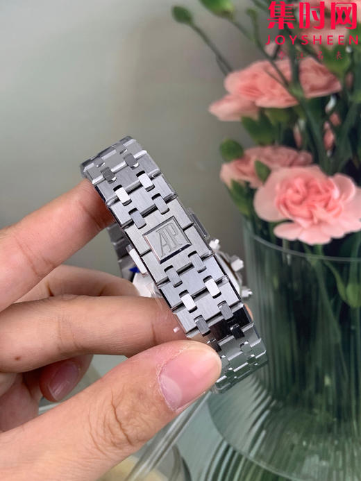 APS新品爱彼皇家橡树系列26715 蓝色盘 男士腕表 表径38mm 丹东4801机 小手腕福音 商品图7