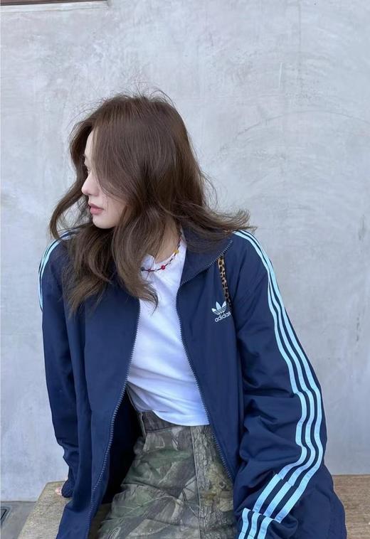 AD春季经典时尚三条杠梭织立领运动夹克外套 商品图1