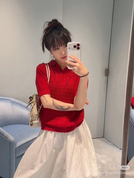 312-4 渠道圆正 刘浩存 miu蕾丝效果 羊绒针织开衫 polo翻领短袖 商品图5