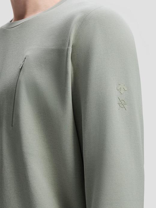 点此购买 迪桑特DUALIS系列春秋季男士SOLOTEX圆领长袖针织衫 bk 342006 商品图4