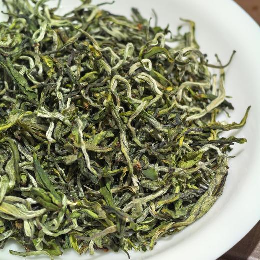 头春首波，樶为鲜香，千万别错过！云茶盟主2026年现货速发！第九年延续，云南高山凤庆滇绿精选贵族茶！口口生香，回甘不止，清甜润喉！250克*袋！ 商品图3