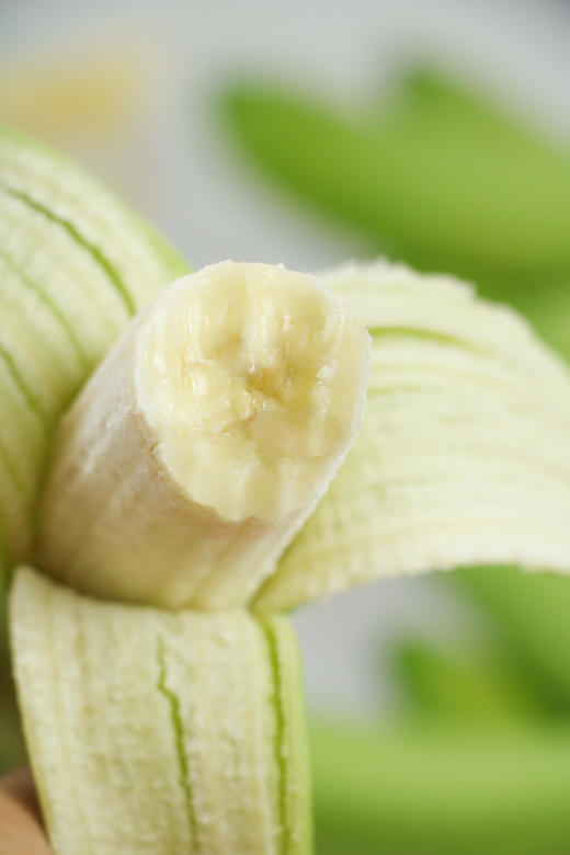 云南威尼斯香蕉，给你软糯香甜，极致的奶油口感，从树上砍下就立马发货，巨甜‼巨软糯‼原生态自然熟，不打药不打保鲜剂 商品图3