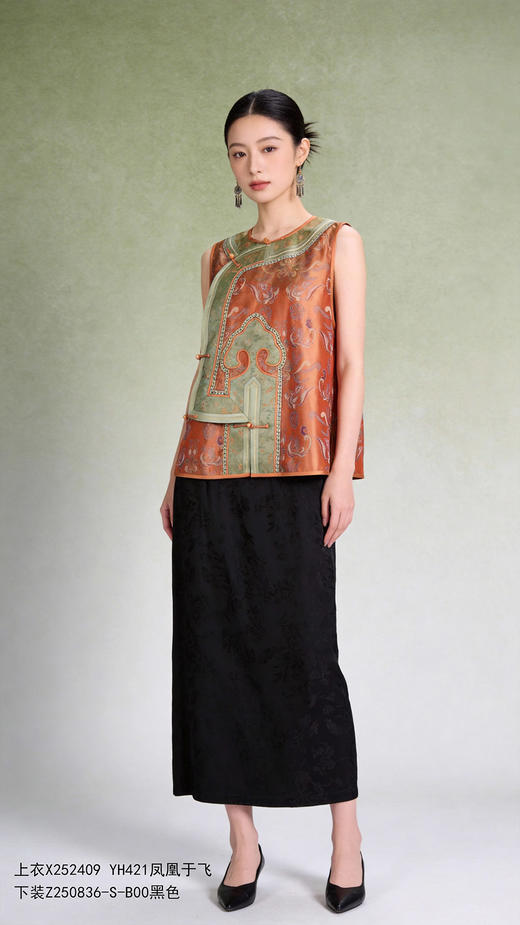 X252409马甲 商品图1