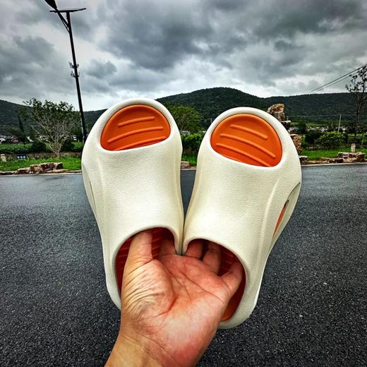 防滑~沙滩~踩屎感软底透气休闲男拖鞋！ 商品图3