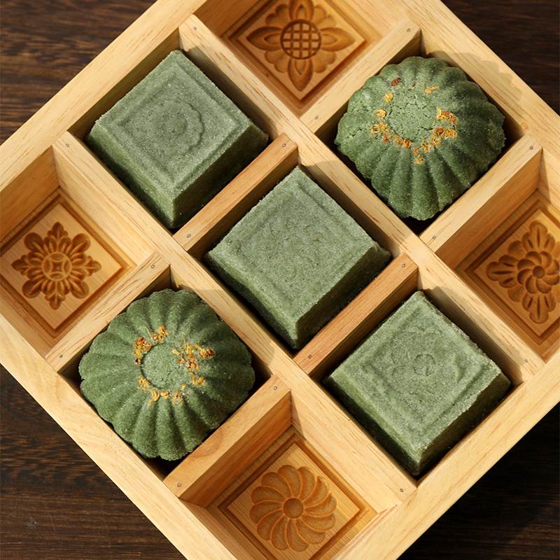 优选新品 逢食 非遗尺糕（艾草尺糕238g、桂花尺糕280g、芝麻尺糕300g、白玉尺糕300g、果蔬七彩尺糕300g）多种口味，手工制作，轻甜口感，一口满满幸福味！