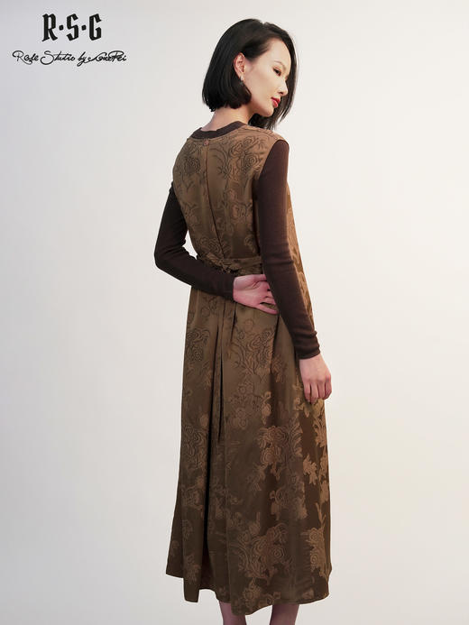 郭培成衣RSG「棕调暗纹」无袖长款连衣裙 商品图4